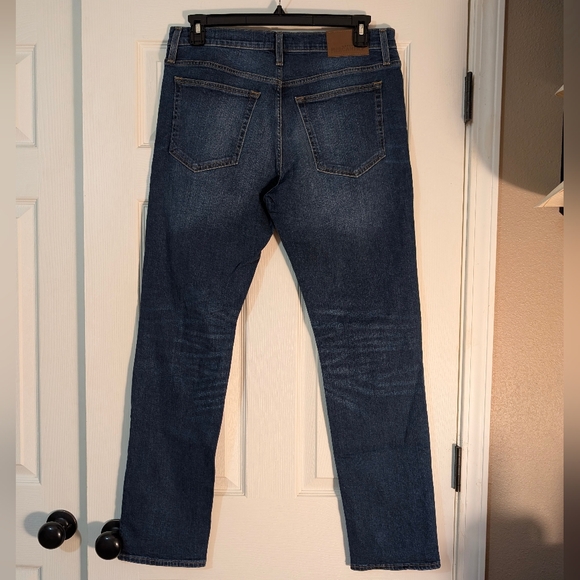 J Crew Mercantile Flex Women's Distressed Straight Jeans Size 33x32 - Picture 5 of 12